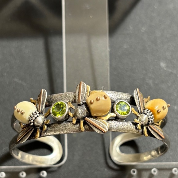 Zealandia 925 14KGF Cuff Hand Carved Fossilized Walrus Tusk Bees Peridot Unique - Picture 6 of 16